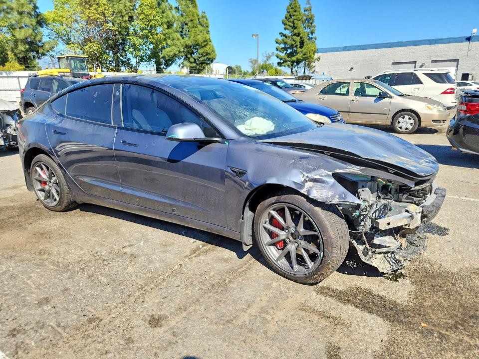 46341886 :رقم المزاد ، 5YJ3E1EB4NF249294 vin ، 2022 Tesla Model 3 مزاد بيع