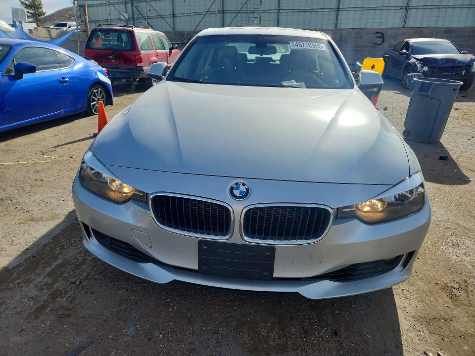 45770996 :رقم المزاد ، WBA3B5G52ENS08183 vin ، 2014 Bmw 328 مزاد بيع