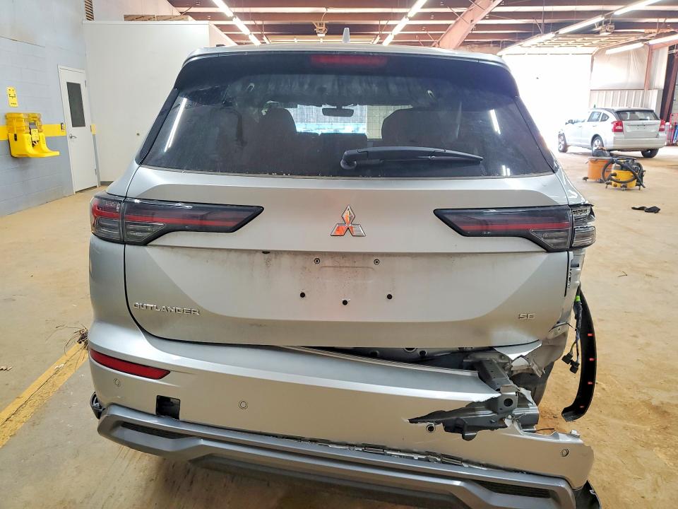 2025 Mitsubishi Outlander მანქანა იყიდება აუქციონზე, vin: JA4J3VA85SZ032397, აუქციონის ნომერი: 79974335