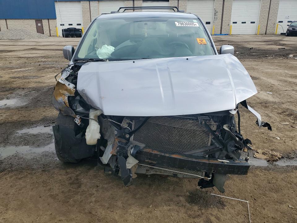 Продаж на аукціоні авто 2015 Chrysler Town & Country, vin: 2C4RC1BGXFR552179, номер лоту: 79830005