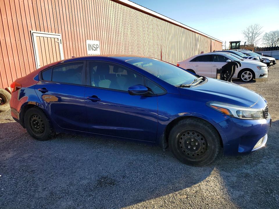 Продажа на аукционе авто 2017 Kia Forte, vin: 3KPFL4A71HE135267, номер лота: 45461616