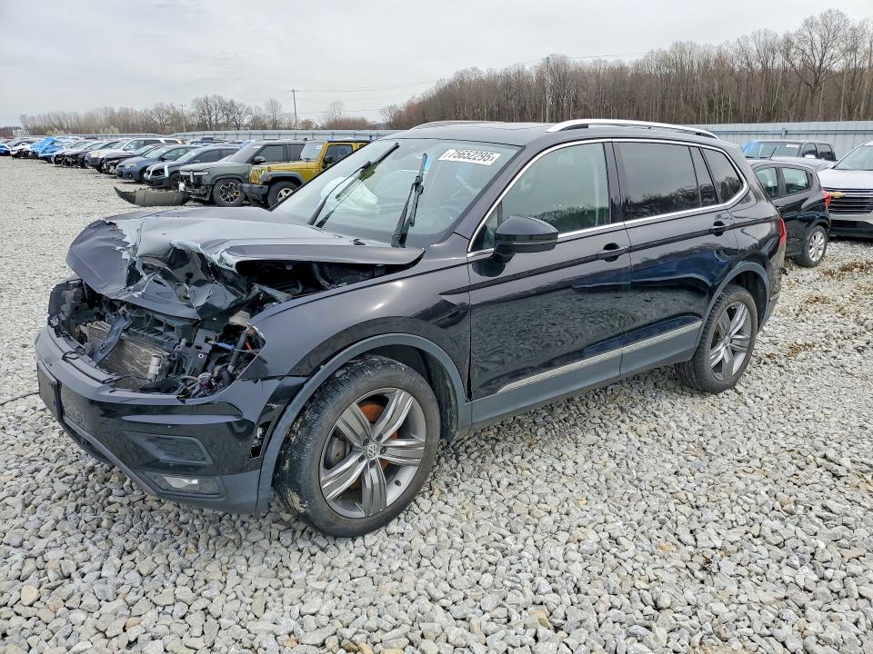 Auction sale of the 2018 Volkswagen Tiguan, vin: 3VV5B7AX0JM002058, lot number: 75652295