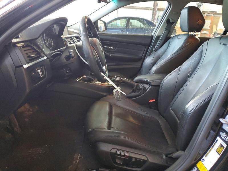 79573305 :رقم المزاد ، WBA3C3C56FP663230 vin ، 2015 Bmw 320 مزاد بيع
