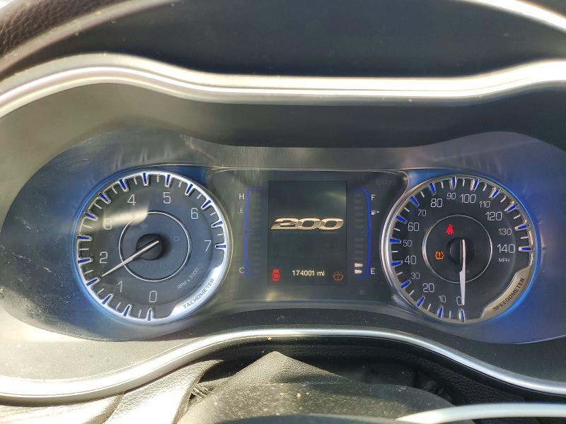 46119576 :رقم المزاد ، 1C3CCCAB2FN673362 vin ، 2015 Chrysler 200 مزاد بيع
