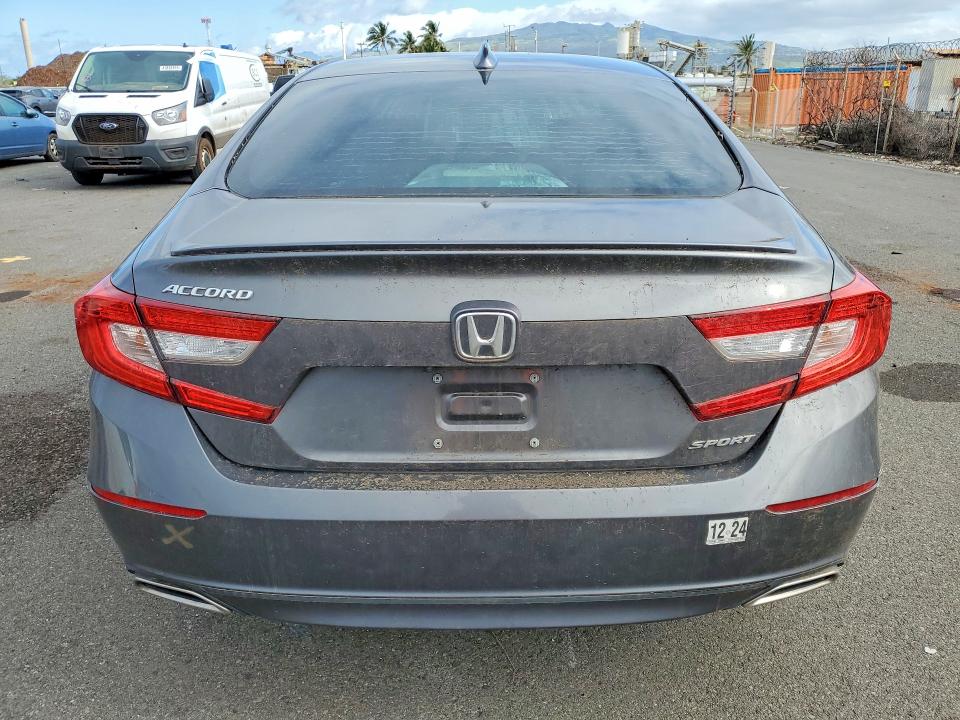 Продажа на аукционе авто 2019 Honda Accord, vin: 1HGCV1F38KA135697, номер лота: 47639036
