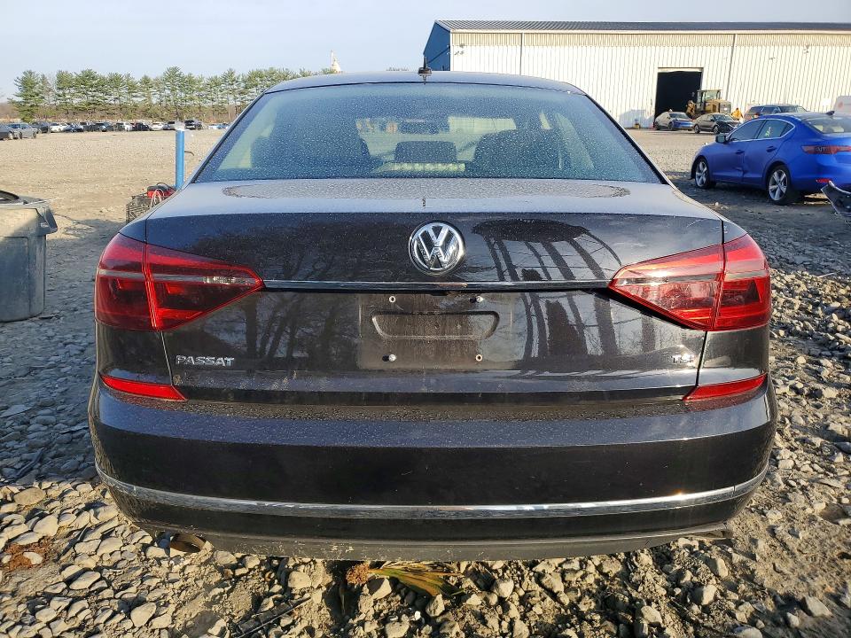 2017 Volkswagen Passat მანქანა იყიდება აუქციონზე, vin: 1VWAT7A3XHC063028, აუქციონის ნომერი: 47749726