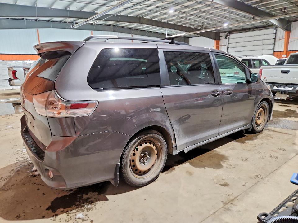 Aukcja sprzedaży 2011 Toyota Sienna, vin: 5TDXK3DC4BS147226, numer aukcji: 45537286