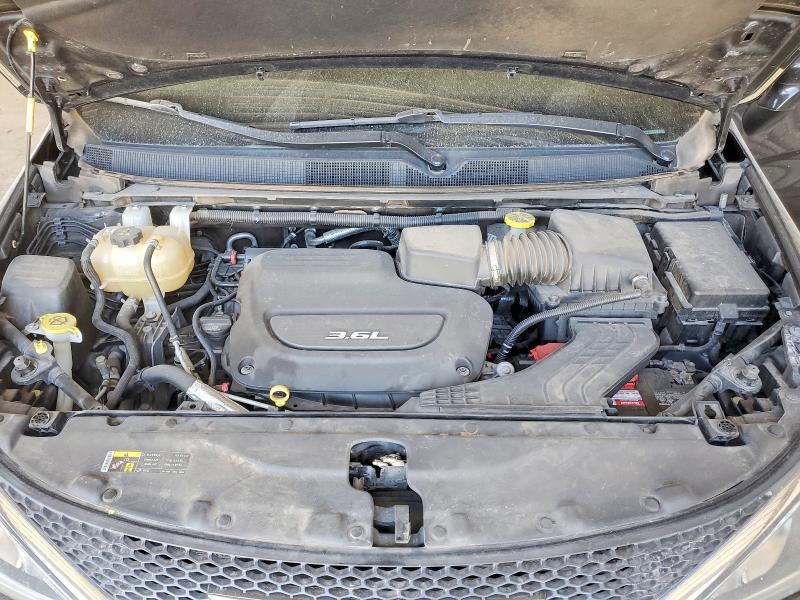 Продаж на аукціоні авто 2017 Chrysler Pacifica, vin: 2C4RC1BG5HR526723, номер лоту: 79930235