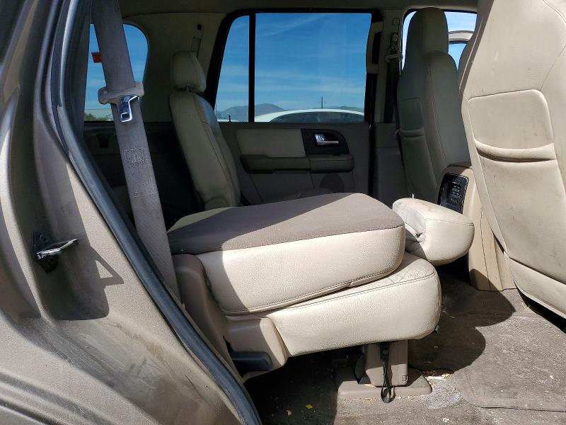 47636106 :رقم المزاد ، 1FMPU16L23LA50052 vin ، 2002 Ford Expedition مزاد بيع