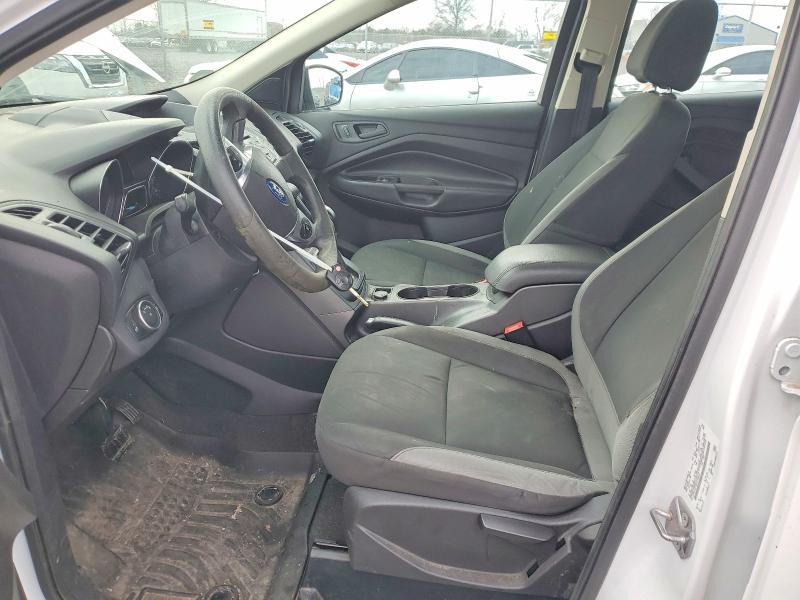 48573396 :رقم المزاد ، 1FMCU0F76FUC65640 vin ، 2015 Ford Escape مزاد بيع