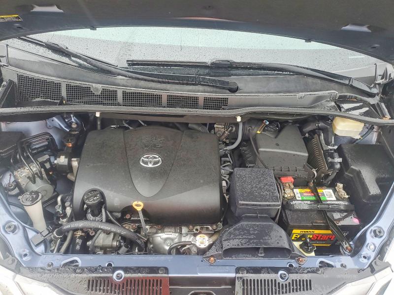 2017 Toyota Sienna მანქანა იყიდება აუქციონზე, vin: 5TDYZ3DC0HS791055, აუქციონის ნომერი: 79113565