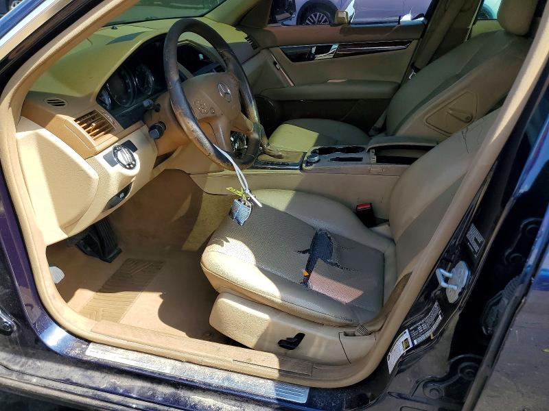 41788106 :رقم المزاد ، WDDGF54X48F041358 vin ، 2008 Mercedes-benz C مزاد بيع