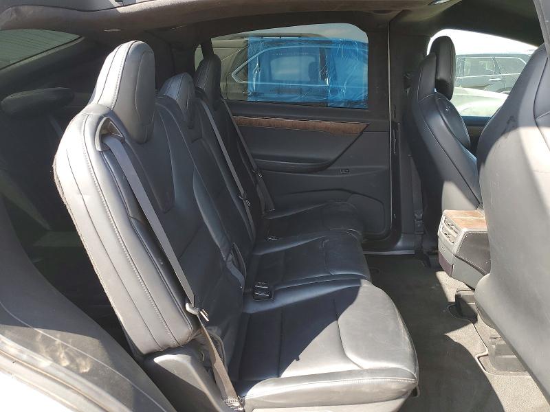 2018 Tesla Model X მანქანა იყიდება აუქციონზე, vin: 5YJXCAE29JF099944, აუქციონის ნომერი: 79370305