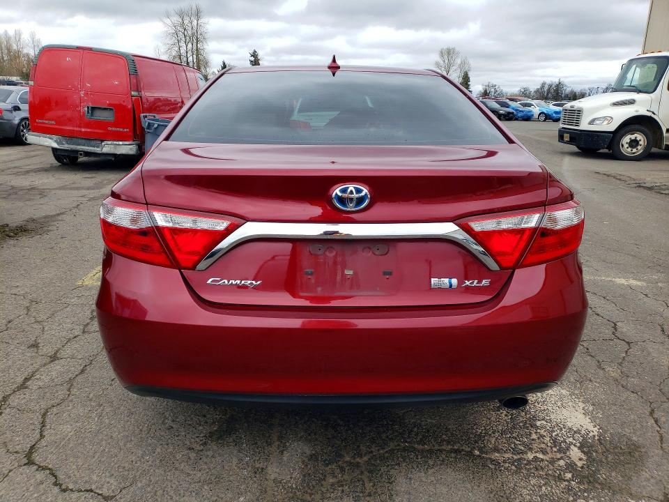 78319905 :رقم المزاد ، 4T1BD1FK2FU164441 vin ، 2015 Toyota Camry مزاد بيع