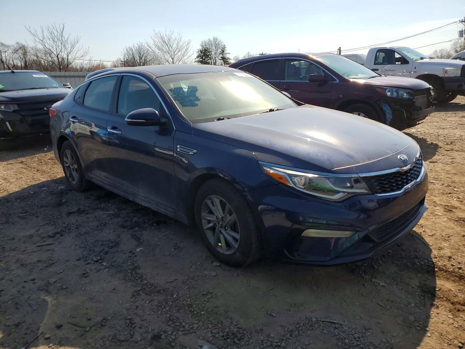 2019 Kia Optima მანქანა იყიდება აუქციონზე, vin: 5XXGT4L30KG303803, აუქციონის ნომერი: 47623466