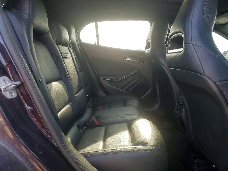 45620976 :رقم المزاد ، WDCTG4GB3FJ034650 vin ، 2015 Mercedes-benz Gla مزاد بيع