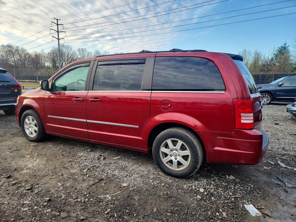 46673726 :رقم المزاد ، 2A4RR5D1XAR494852 vin ، 2010 Chrysler Town & Country مزاد بيع
