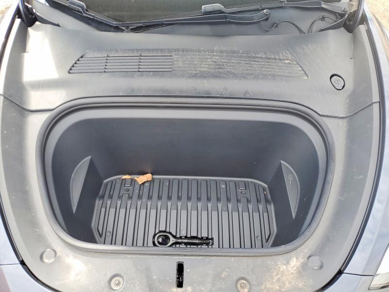 47781906 :رقم المزاد ، 5YJYGDEE2MF067068 vin ، 2021 Tesla Model Y مزاد بيع