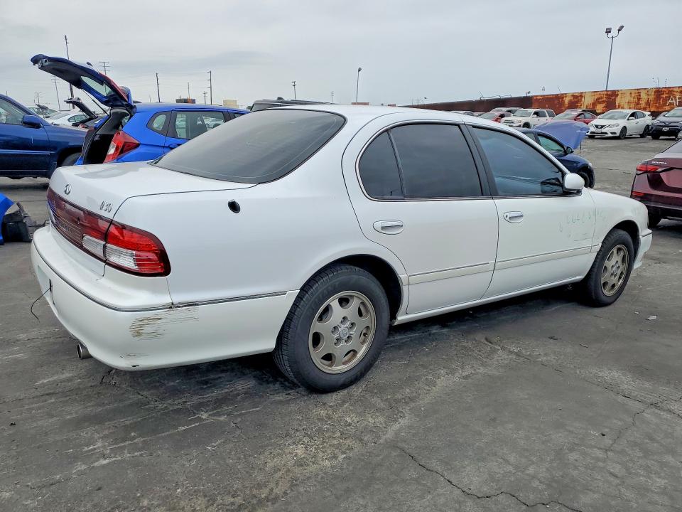 Продажа на аукционе авто 1998 Infiniti I30, vin: JNKCA21AXWT629106, номер лота: 47982426