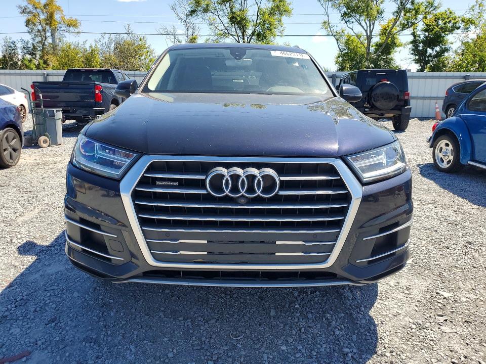 Продаж на аукціоні авто 2017 Audi Q7, vin: WA1LAAF72HD014016, номер лоту: 46623116