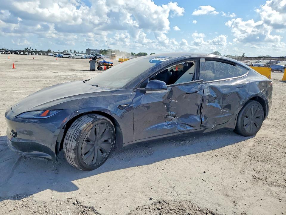 2025 Tesla Model 3 მანქანა იყიდება აუქციონზე, vin: 5YJ3E1EA6SF988492, აუქციონის ნომერი: 47719956