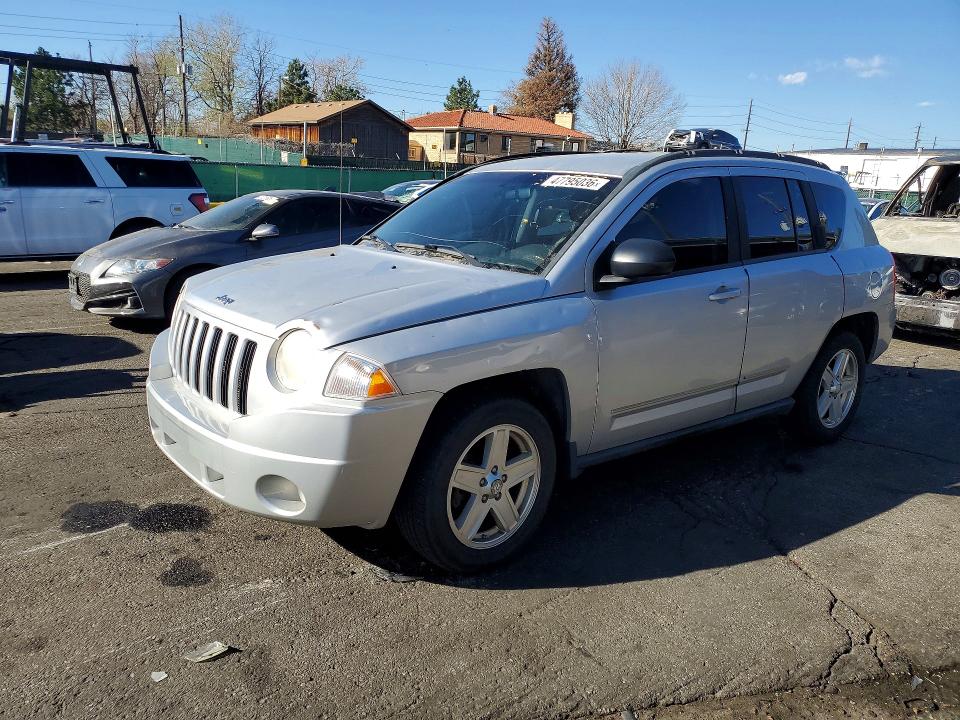 2010 Jeep Compass მანქანა იყიდება აუქციონზე, vin: 1J4NF4FB1AD649475, აუქციონის ნომერი: 47795036