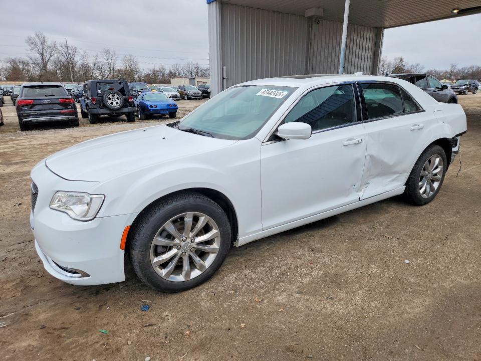 2016 Chrysler 300 მანქანა იყიდება აუქციონზე, vin: 2C3CCARG3GH182524, აუქციონის ნომერი: 45445026
