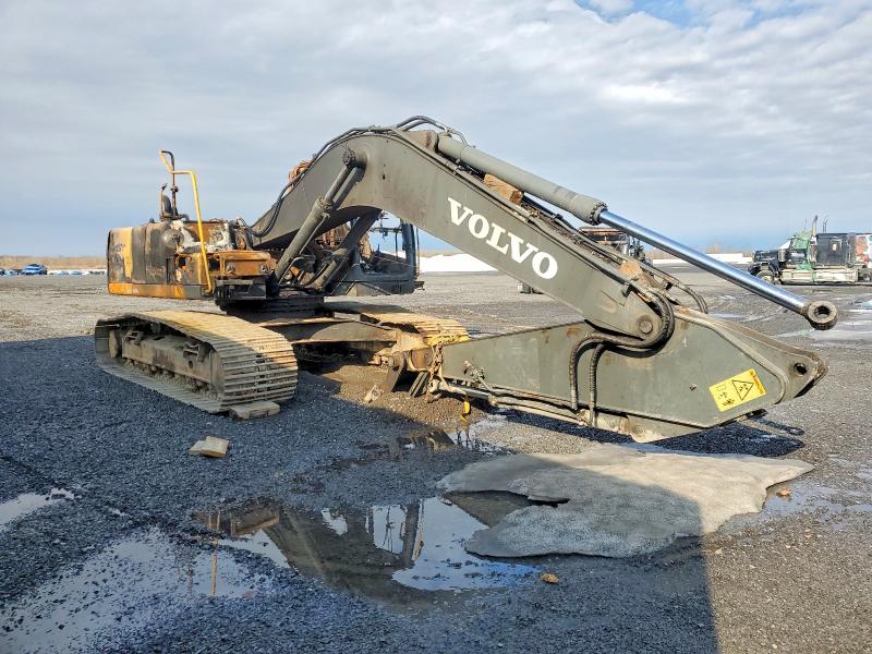 97856715 :رقم المزاد ، VCEC240CH00110873 vin ، 2011 Volvopenta Construction Equipment مزاد بيع