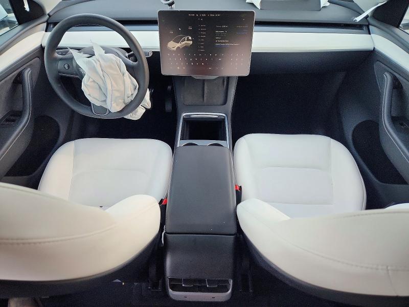 Продажа на аукционе авто 2024 Tesla Model Y, vin: 7SAYGDEE1RA272906, номер лота: 47631756
