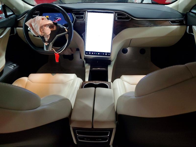 48103696 :رقم المزاد ، 5YJSA1E24JF244601 vin ، 2018 Tesla Model S مزاد بيع