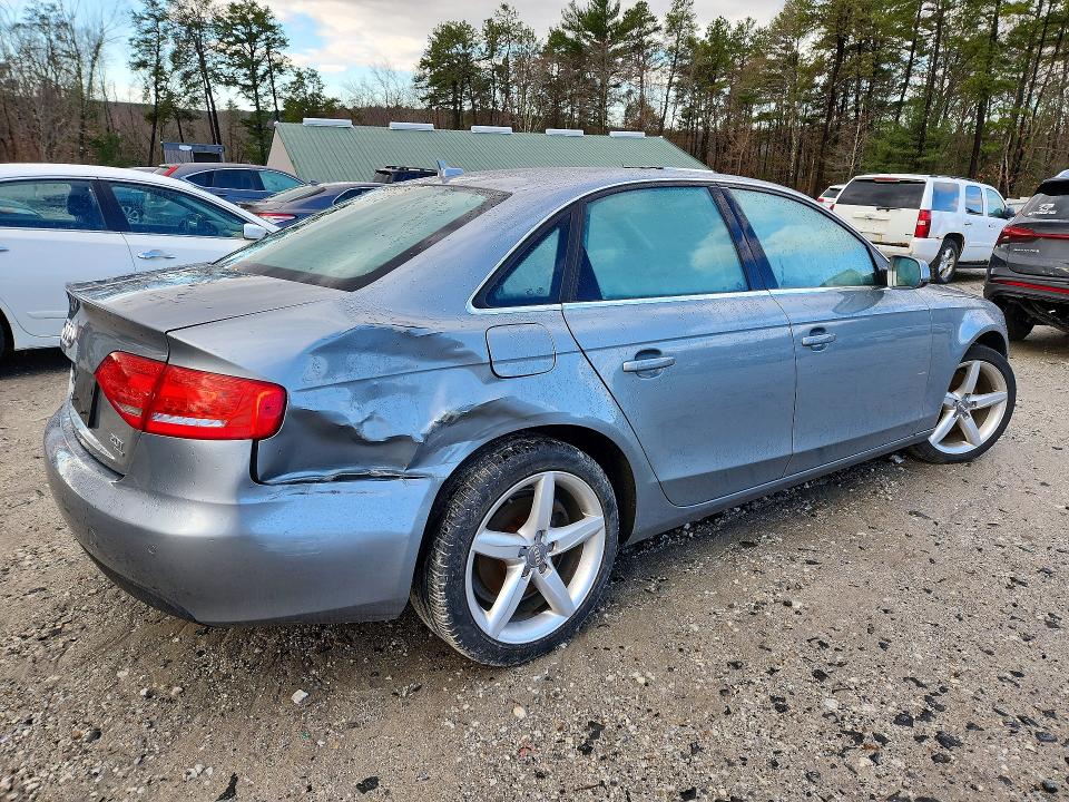 46280146 :رقم المزاد ، WAUKFAFL9BN057072 vin ، 2011 Audi A4 مزاد بيع