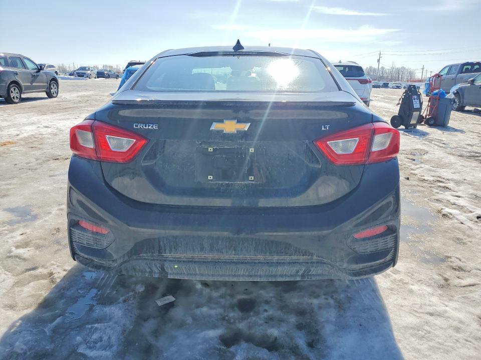 78093465 :رقم المزاد ، 1G1BE5SM0J7234664 vin ، 2018 Chevrolet Cruze مزاد بيع