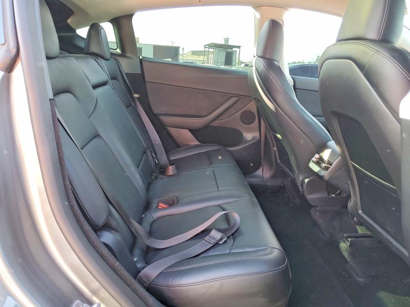 2024 Tesla Model Y მანქანა იყიდება აუქციონზე, vin: 7SAYGDEF8RF192966, აუქციონის ნომერი: 47392046