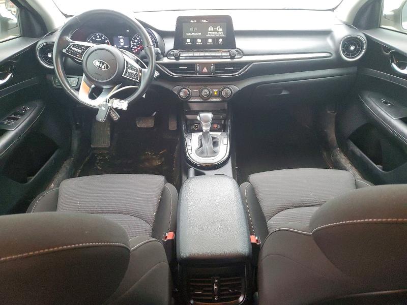 45761276 :رقم المزاد ، 3KPF54AD4ME348398 vin ، 2021 Kia Forte مزاد بيع