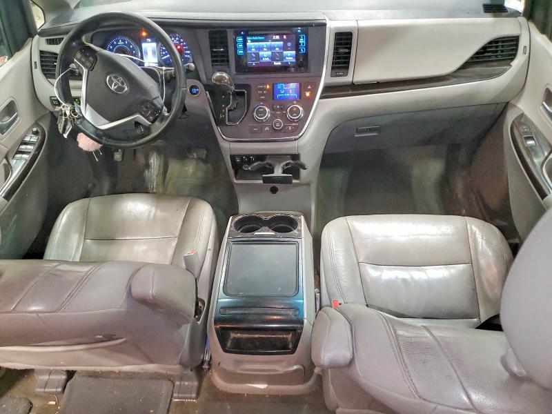 Aukcja sprzedaży 2015 Toyota Sienna, vin: 5TDDK3DC5FS097820, numer aukcji: 77242625
