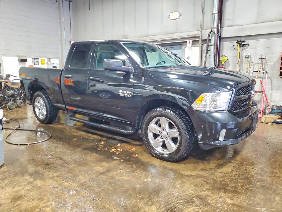 Продажа на аукционе авто 2018 Ram 1500, vin: 1C6RR7FG1JS348705, номер лота: 52919906