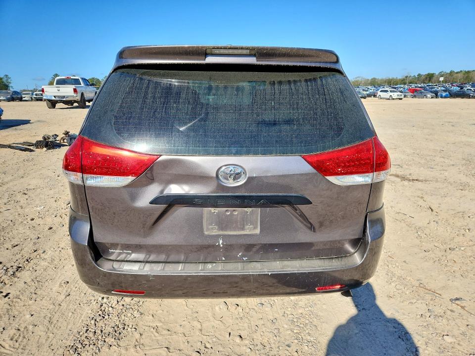 Продажа на аукционе авто 2011 Toyota Sienna, vin: 5TDKA3DCXBS001202, номер лота: 45512476