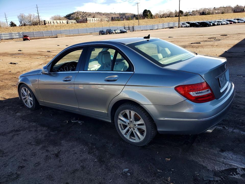 Продаж на аукціоні авто 2012 Mercedes-benz C, vin: WDDGF4HBXCA656186, номер лоту: 41647776