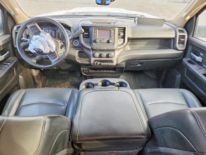 78319975 :رقم المزاد ، 3C6UR5HL9KG570314 vin ، 2019 Ram 2500 مزاد بيع