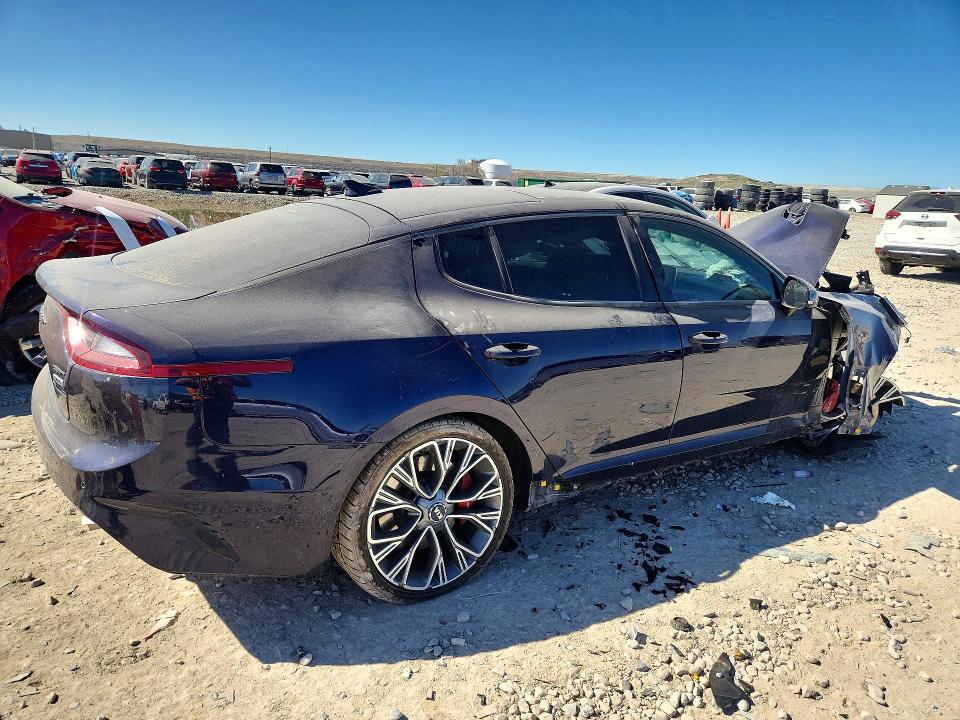 46068136 :رقم المزاد ، KNAE35LC1L6085090 vin ، 2020 Kia Stinger مزاد بيع