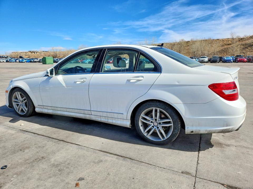 46550896 :رقم المزاد ، WDDGF8AB2DR289448 vin ، 2013 Mercedes-benz C مزاد بيع