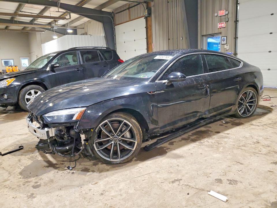 2023 Audi A5 მანქანა იყიდება აუქციონზე, vin: WAUFACF50PA011383, აუქციონის ნომერი: 76950765