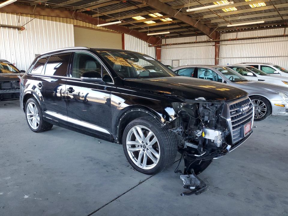 Продажа на аукционе авто 2017 Audi Q7, vin: WA1VAAF73HD054629, номер лота: 77244585
