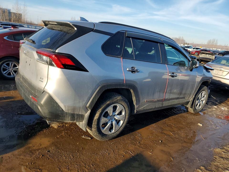 79344215 :رقم المزاد ، 2T3B1RFV5MC215437 vin ، 2021 Toyota Rav4 مزاد بيع