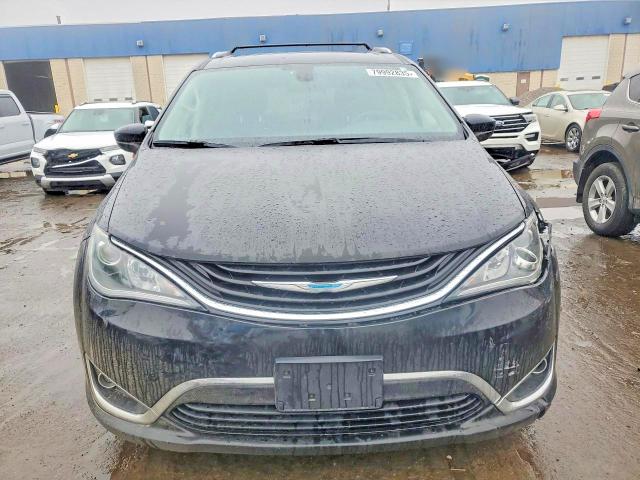 79992835 :رقم المزاد ، 2C4RC1L76JR145130 vin ، 2018 Chrysler Pacifica مزاد بيع
