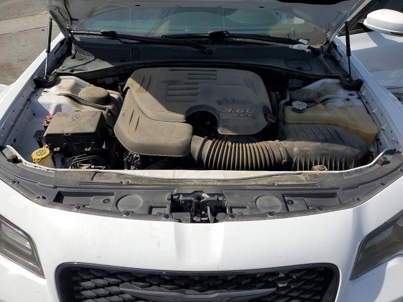 Продажа на аукционе авто 2017 Chrysler 300, vin: 2C3CCABG2HH646737, номер лота: 47890926