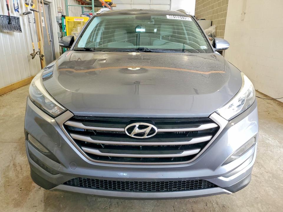 2016 Hyundai Tucson მანქანა იყიდება აუქციონზე, vin: KM8J3CA20GU193858, აუქციონის ნომერი: 46103176