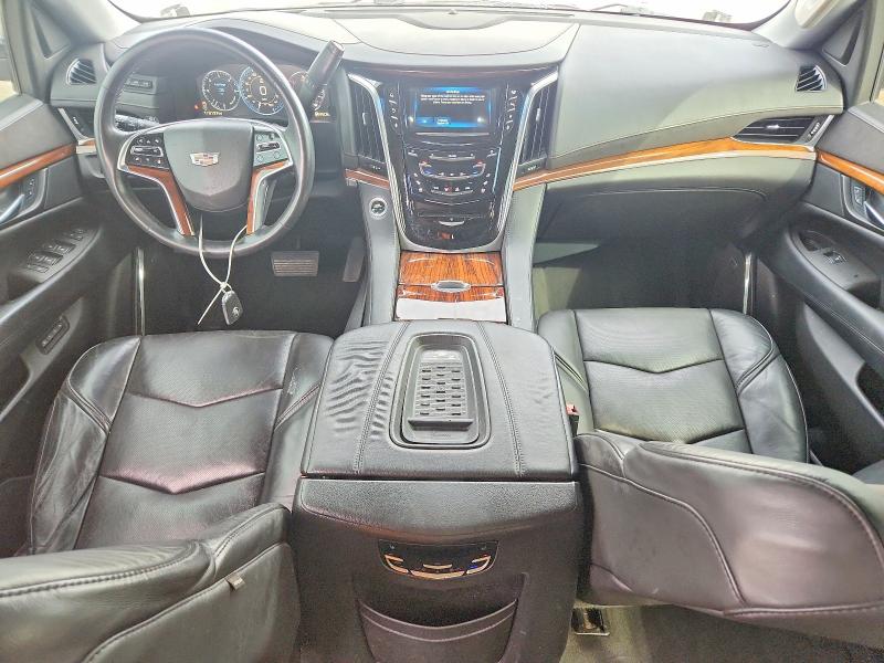 2015 Cadillac Escalade მანქანა იყიდება აუქციონზე, vin: 1GYS4MKJ1FR656961, აუქციონის ნომერი: 46643006