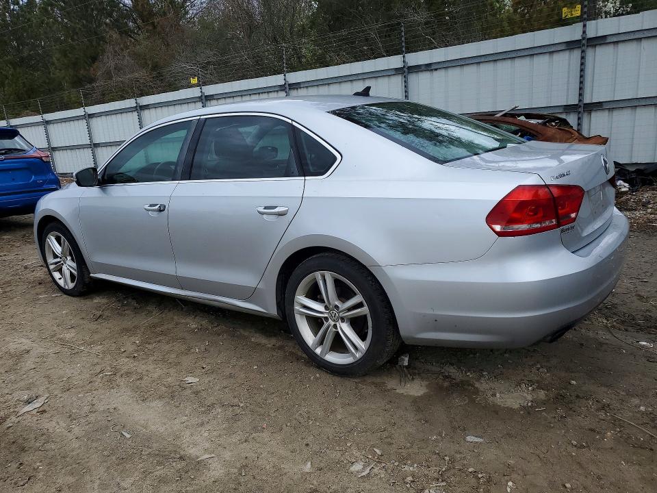 46100776 :رقم المزاد ، 1VWBT7A38EC119600 vin ، 2014 Volkswagen Passat مزاد بيع