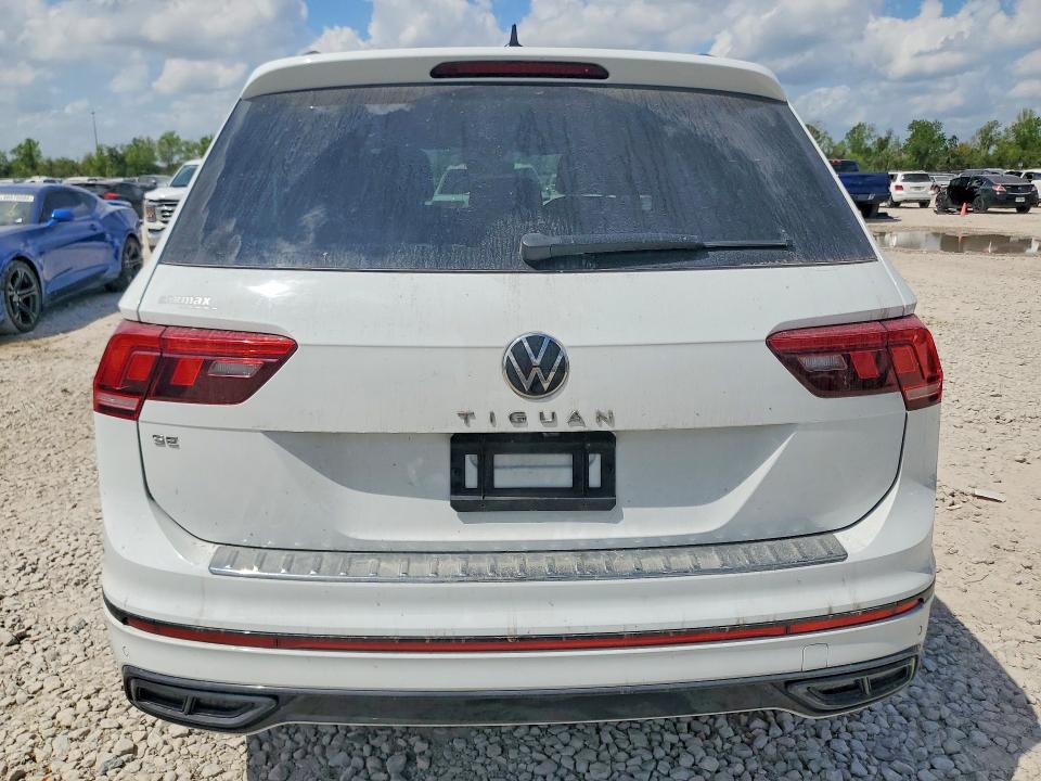 47241126 :رقم المزاد ، 3VVCB7AX2NM032501 vin ، 2022 Volkswagen Tiguan مزاد بيع